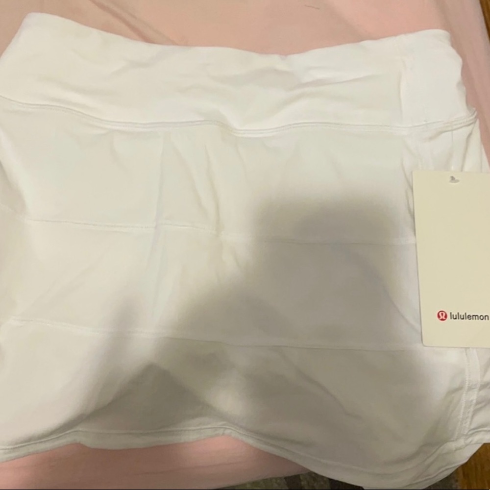 Lululemon white tennis skirt
